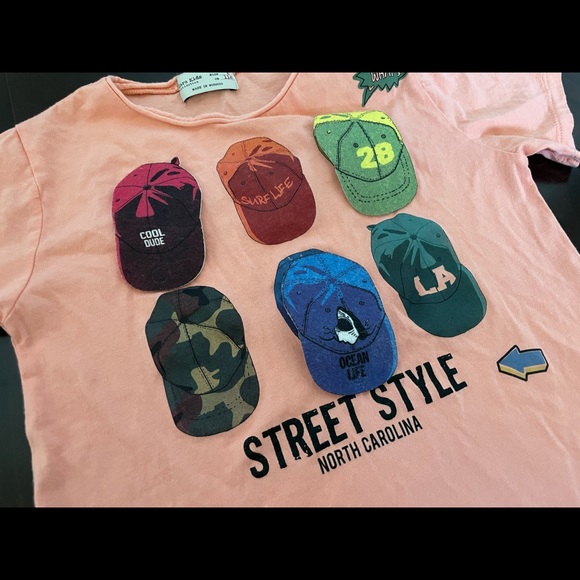 Zara interactive ‘Street style’ hats tee, size 6 - Picture 2 of 5